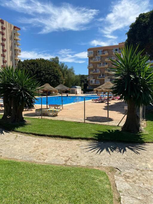 Loft Moderno - Vistas Mar Y Montana - Piscinas Apartment Benalmadena Ngoại thất bức ảnh