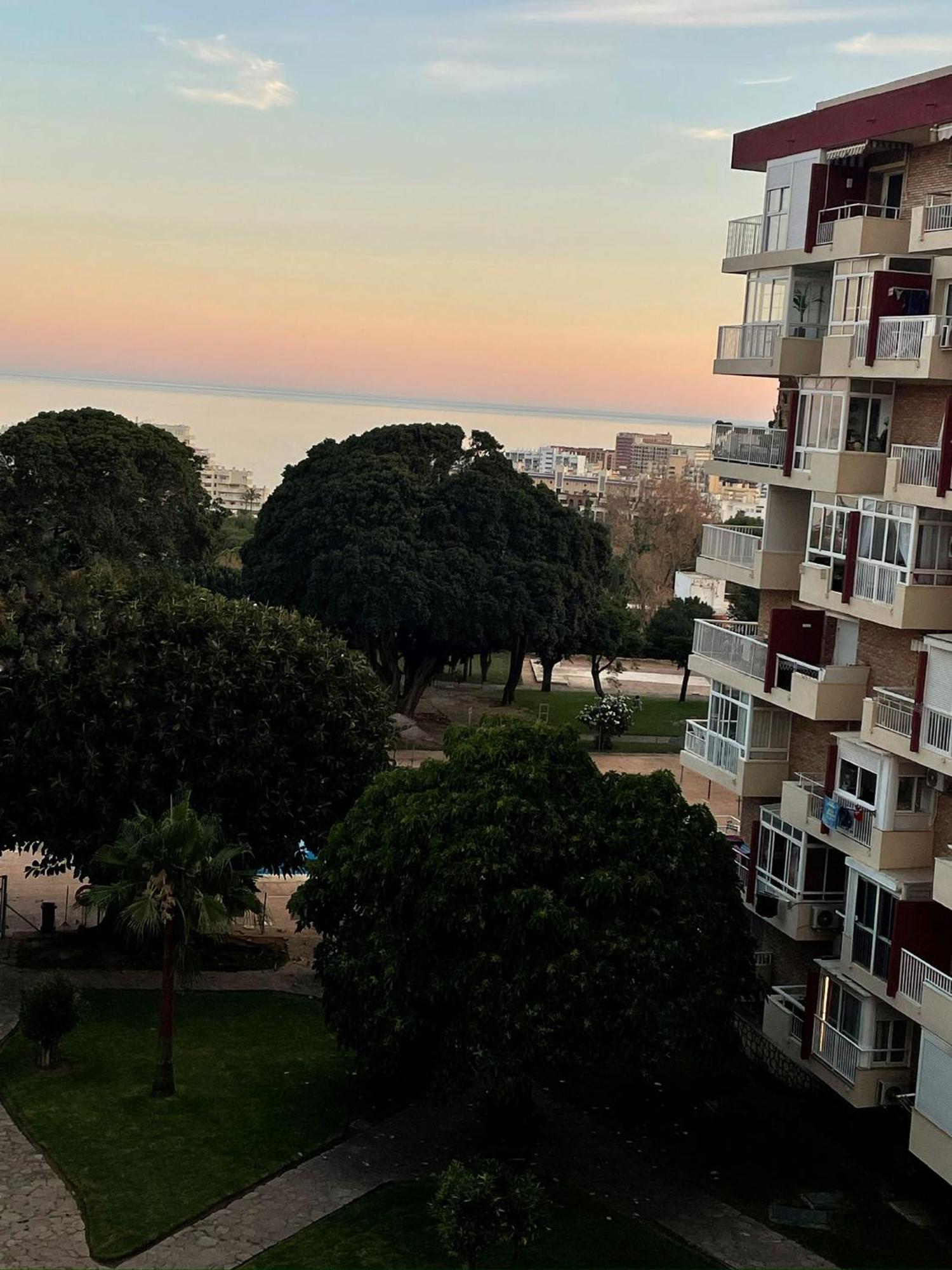 Loft Moderno - Vistas Mar Y Montana - Piscinas Apartment Benalmadena Ngoại thất bức ảnh